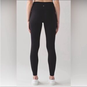 Black Lululemon Wunder Under- size 4